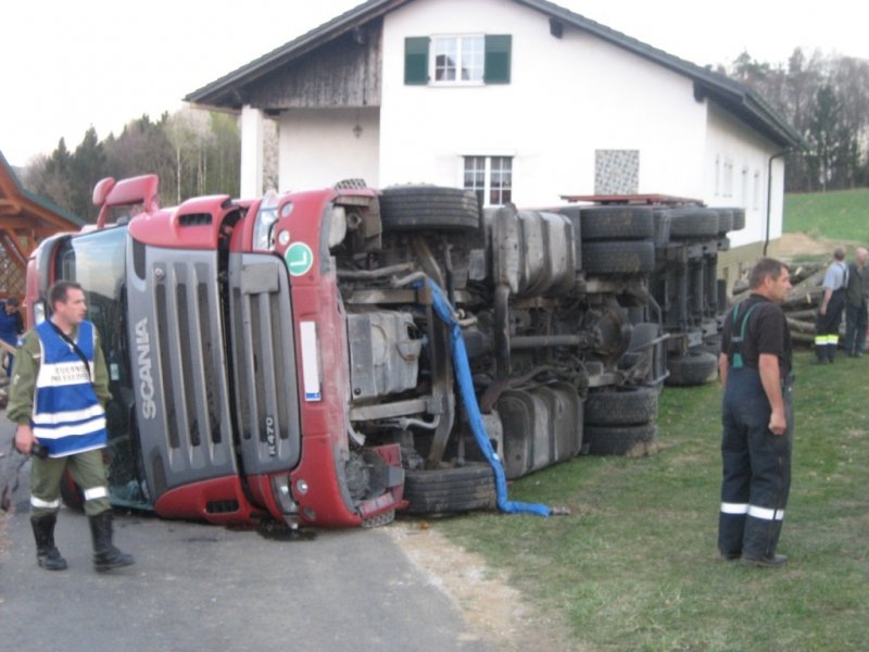 Bergung - LKW Bergung - LKW